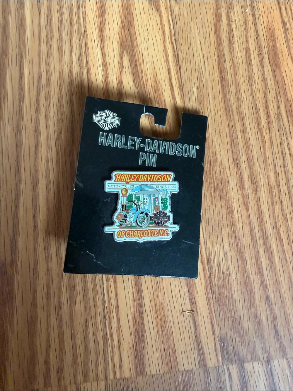 Harley-Davidson Black and Silver Enamel Pin Backing Card